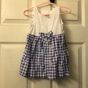 Baby Girl Dress. White and blue plaid.